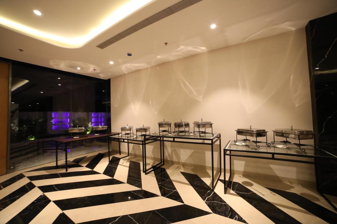 The Vern At Blvd Nashik Exterior photo