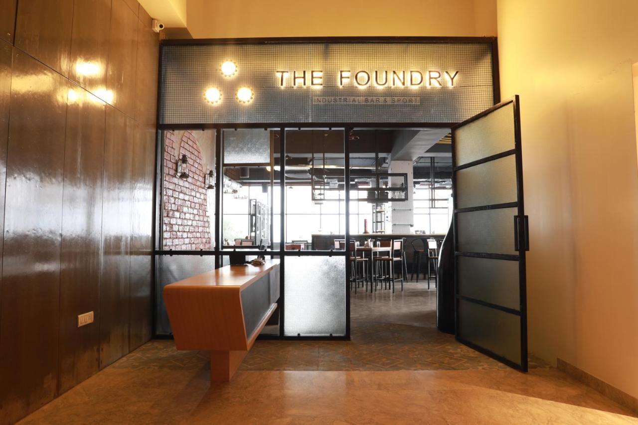 The Vern At Blvd Nashik Exterior photo